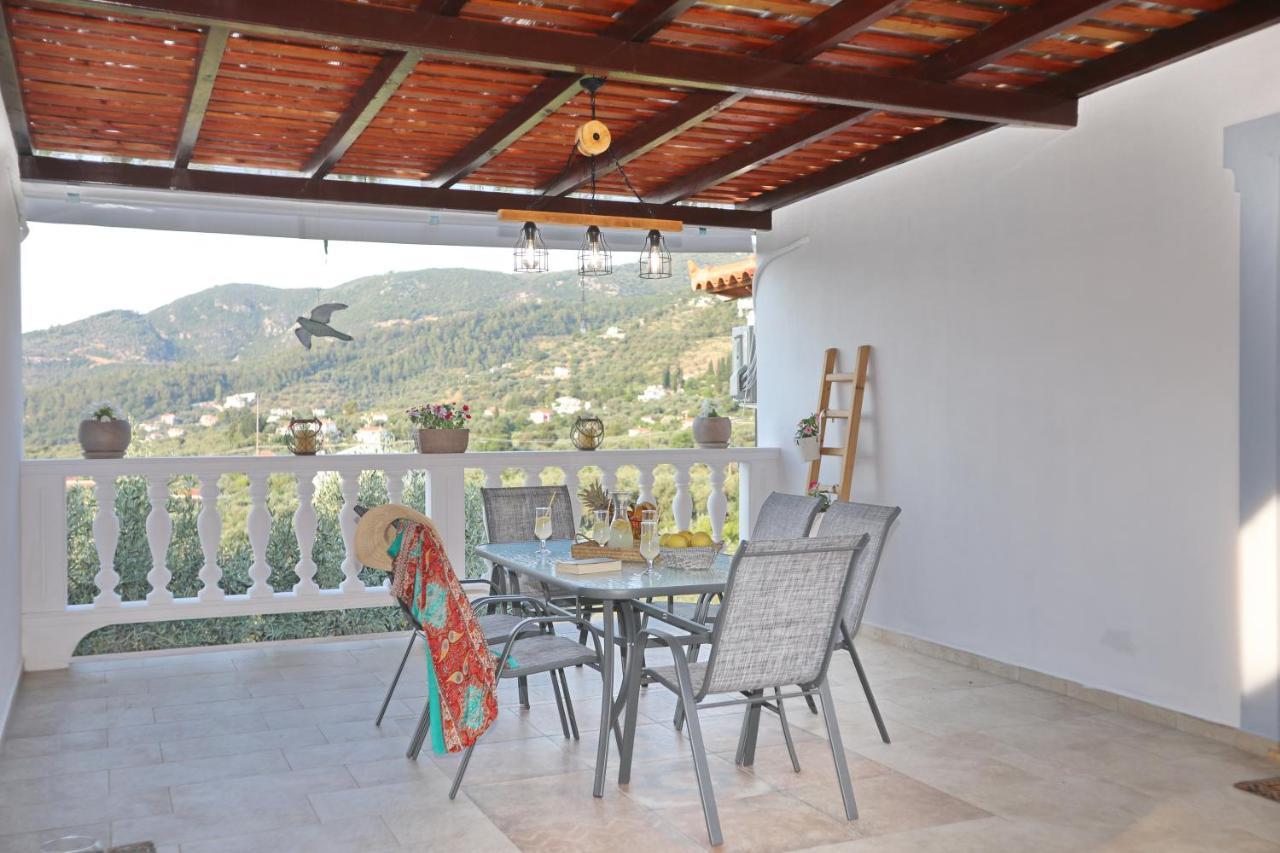 Esperides Apartments Aigli Skopelos Exterior foto