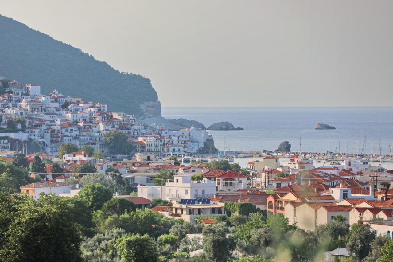 Esperides Apartments Aigli Skopelos Exterior foto