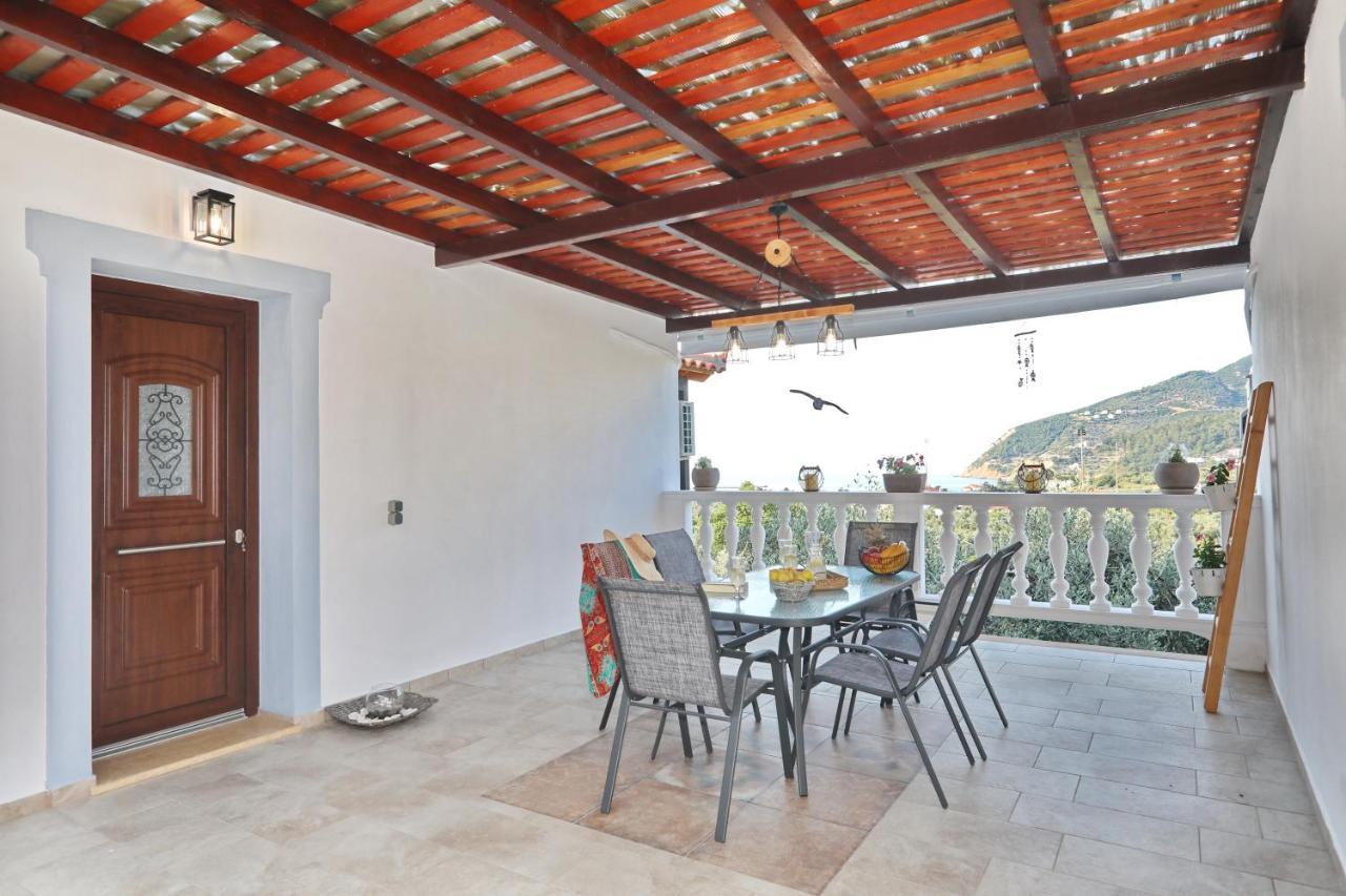 Esperides Apartments Aigli Skopelos Exterior foto
