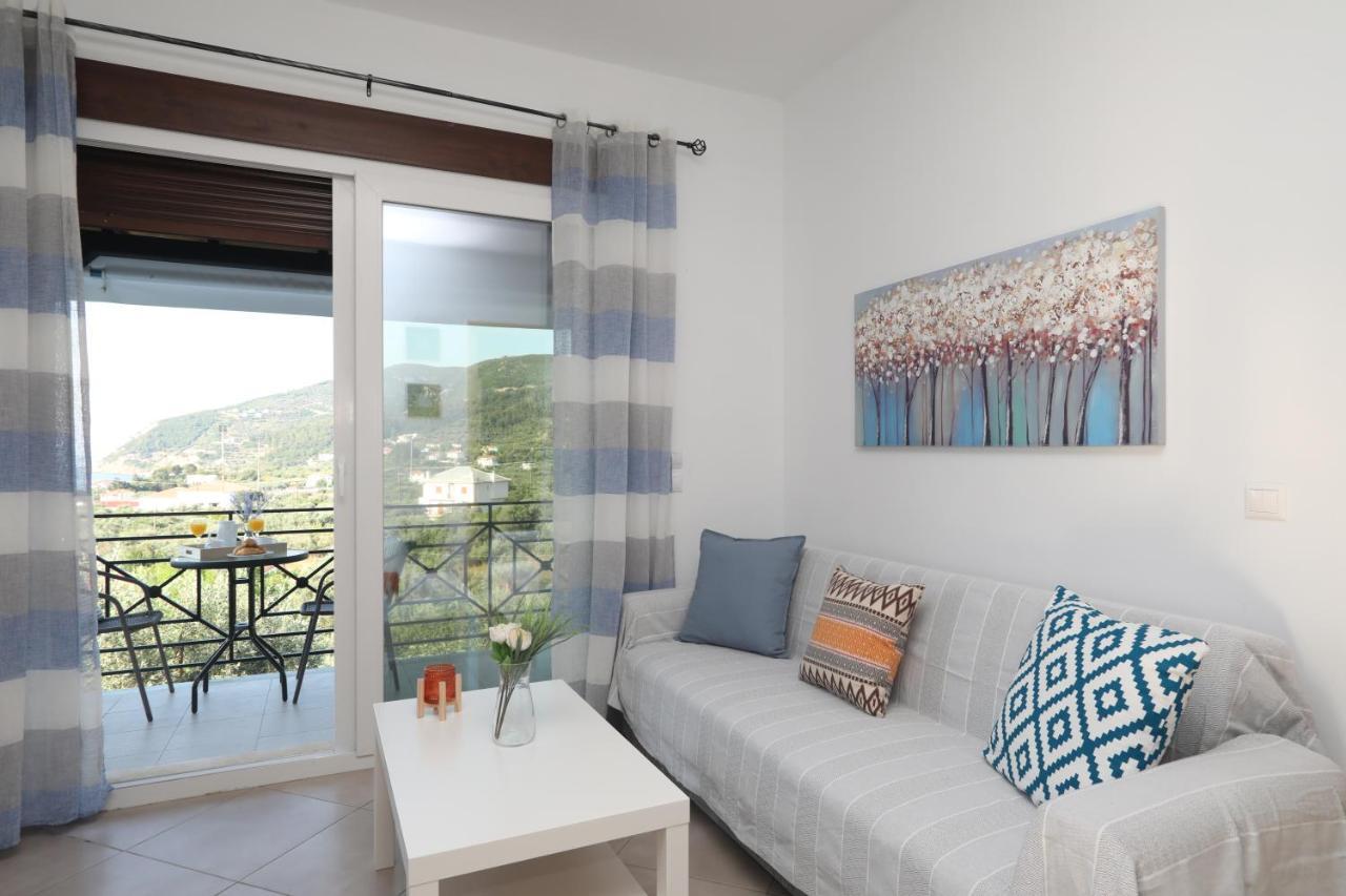 Esperides Apartments Aigli Skopelos Exterior foto